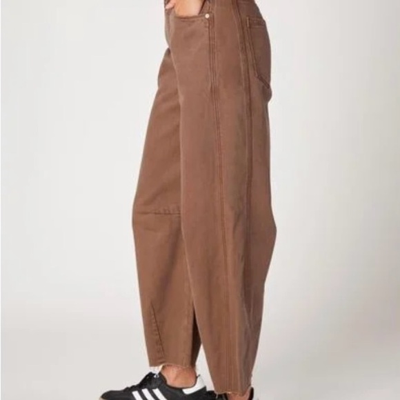 Just Black High Rise Brown Jeans - Picture 4 of 6